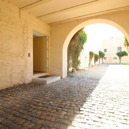 Convento Bernardas Apartment *